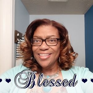 Meet your Posher, Vicky